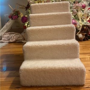 Used once. Kinda. My pup didn’t care for the stairs so I’m trying to sell them.